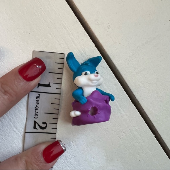 Kinder Joy Easter 2023 Mini Blue Bunny - Picture 5 of 6